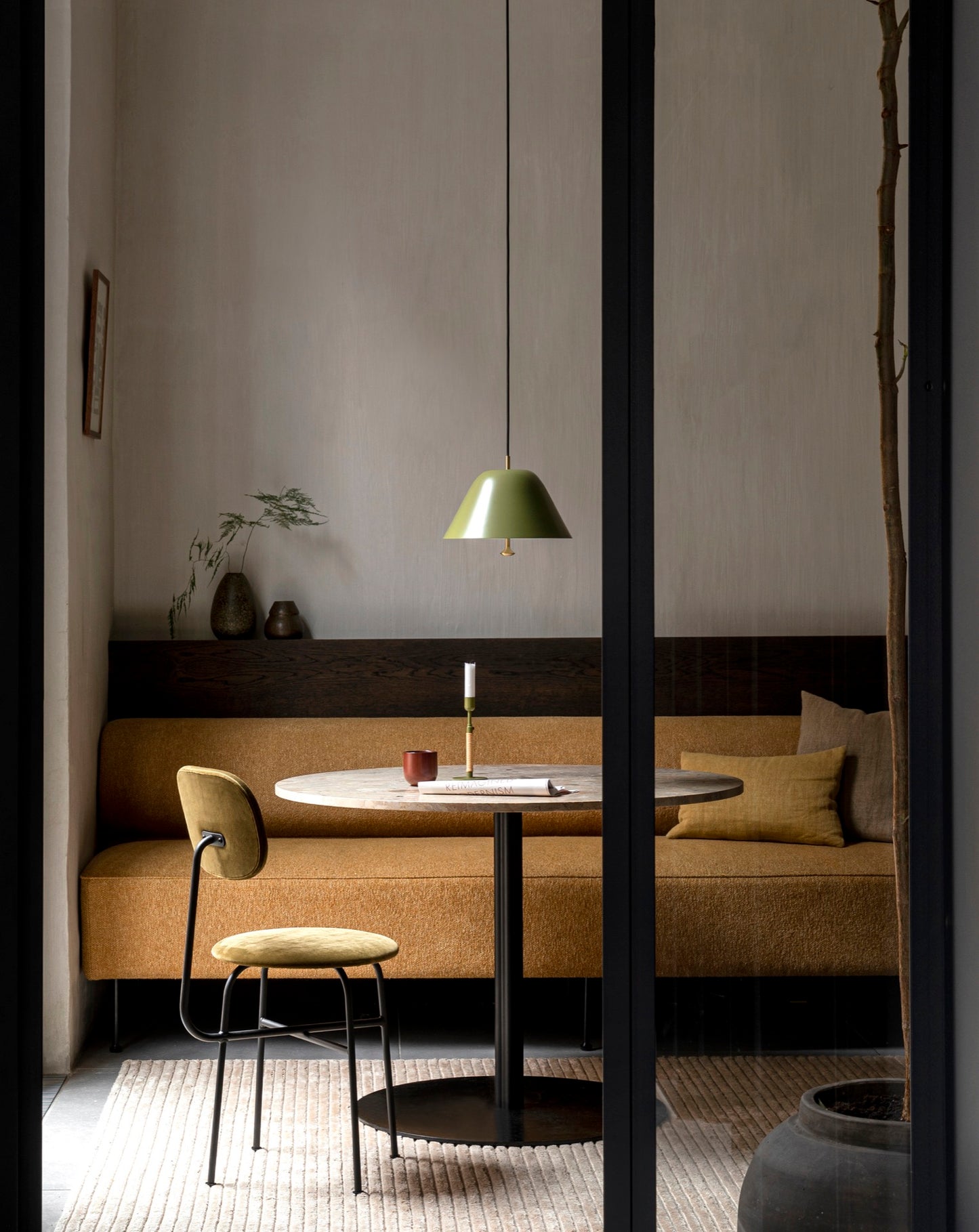 Eave Dining Sofa
