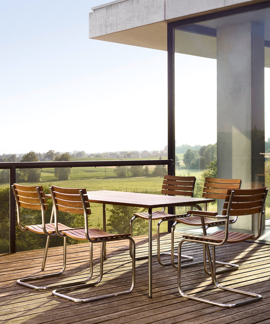 Ambientefoto Interior Design Outdoor Stuhl von Thonet in Hamburg