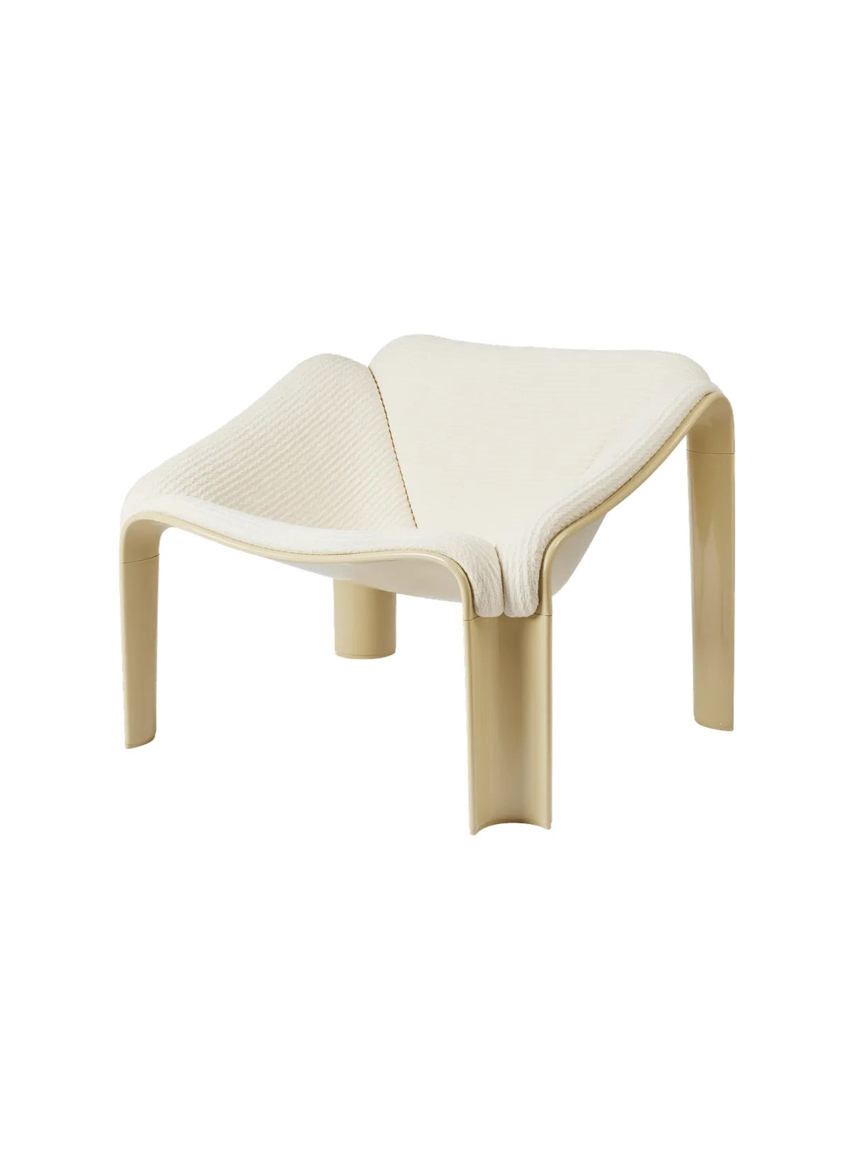 F300 Lounge Chair