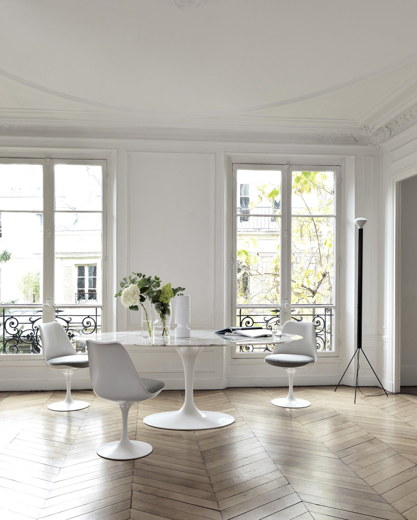 Saarinen Dining Table