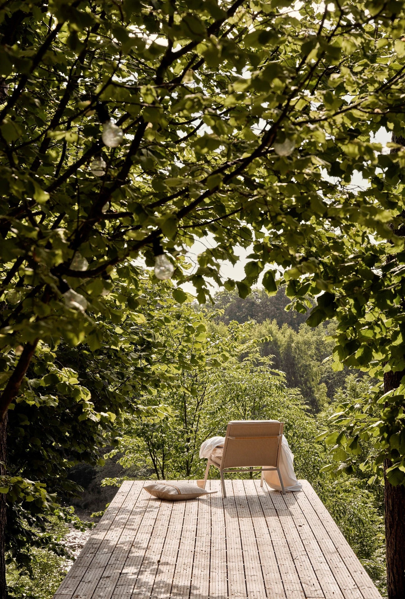 Open-Air Lounge Chair