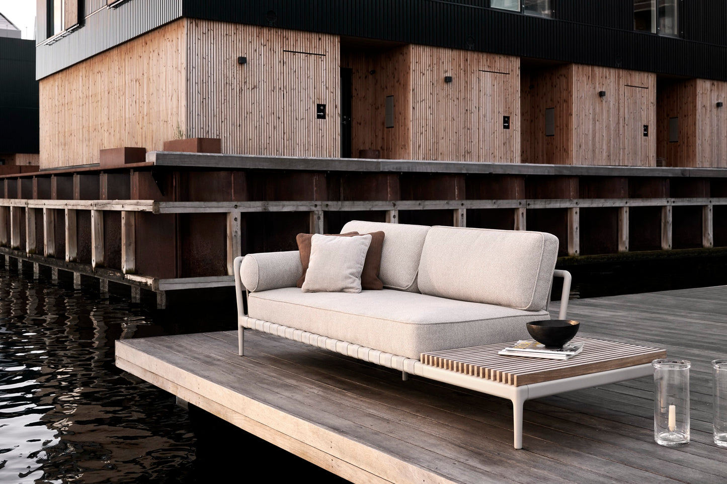 Open-Air Sofa Table End