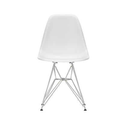 Eames Plastic Side Chair