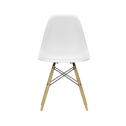 Eames Plastic Side Chair