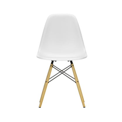 Eames Plastic Side Chair