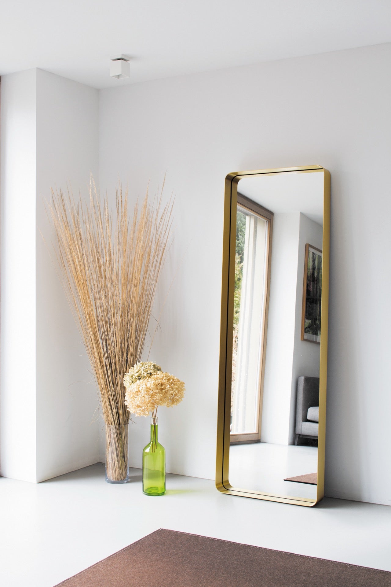 Cypris Mirror