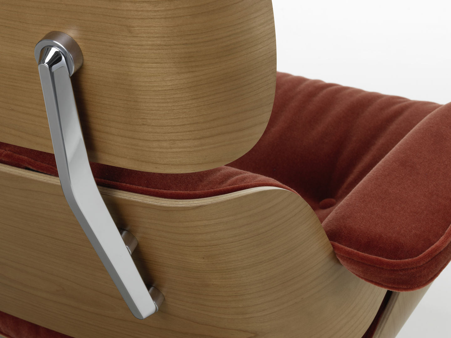 Eames Lounge Chair | Cherry & Brandy