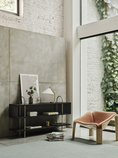 F300 Lounge Chair