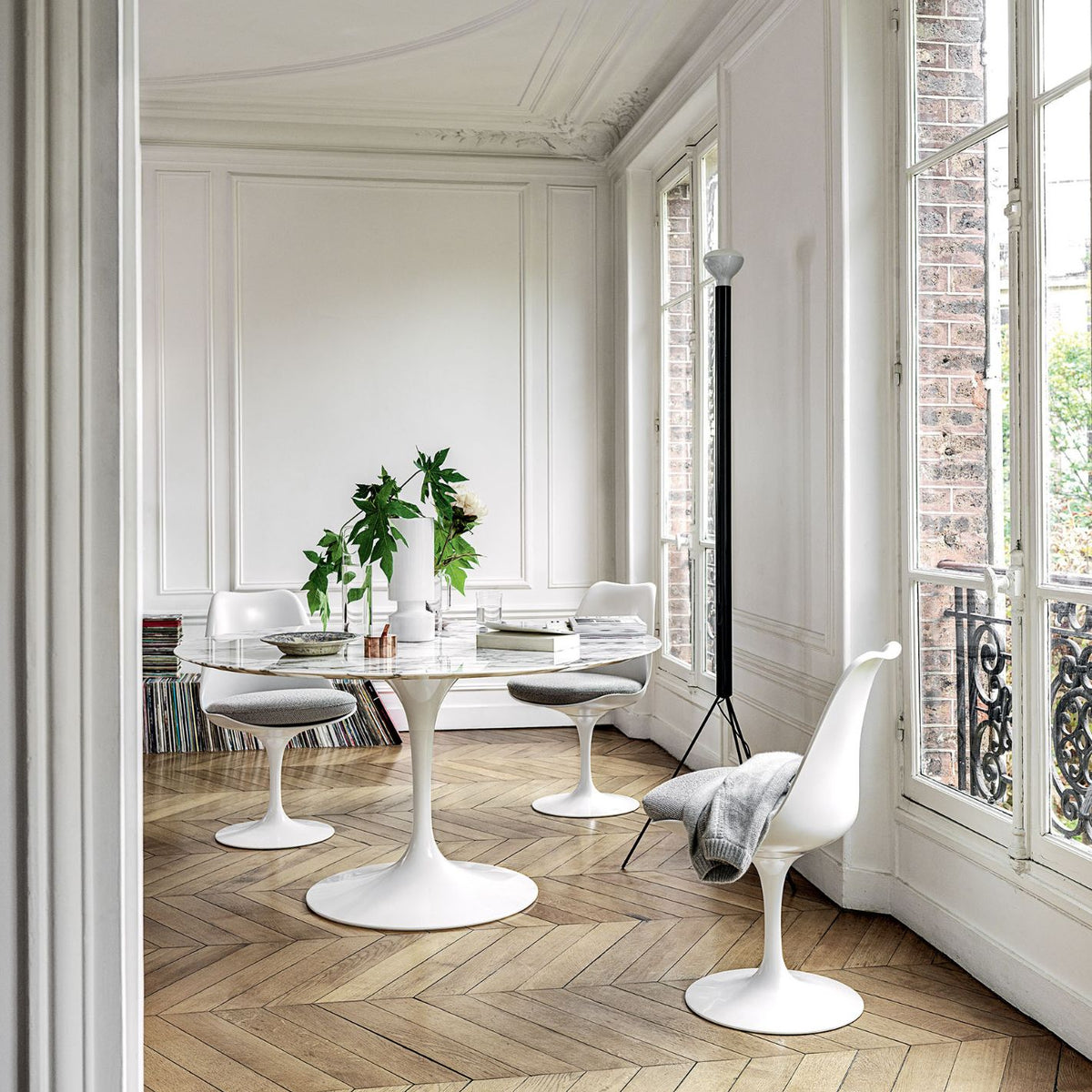 Moderne Möbel-Klassiker von Knoll International in Hamburg