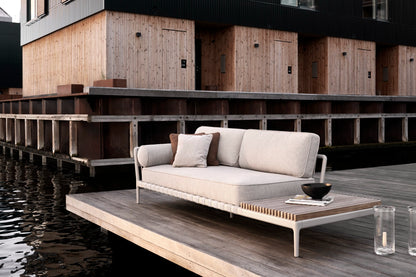 Open-Air Sofa Table End